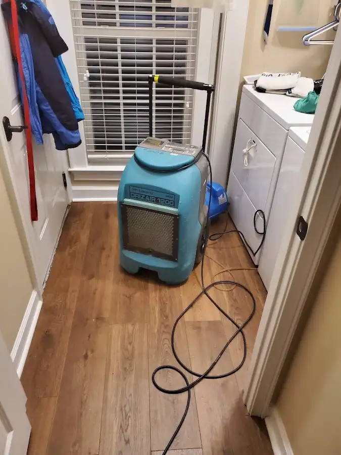Commercial dehumidifier deployed for Flood Damage Cleanup in Robinwood