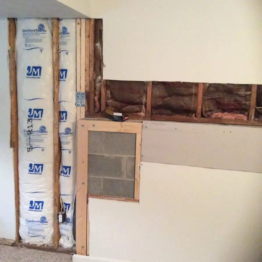 Wall insulation replacement during Structural Drying in Robinwood